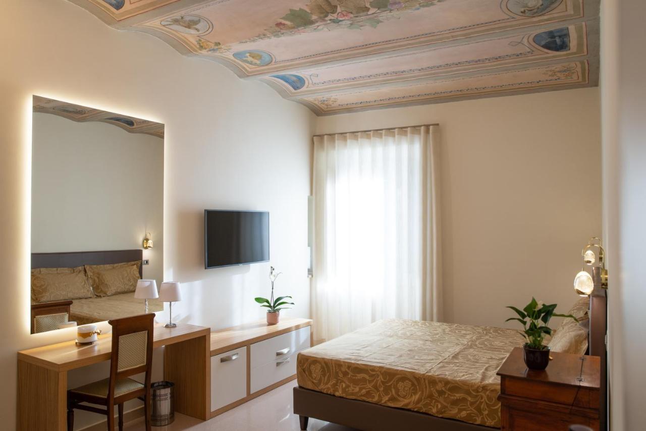 Bed and Breakfast Portica10 Asyż Zewnętrze zdjęcie