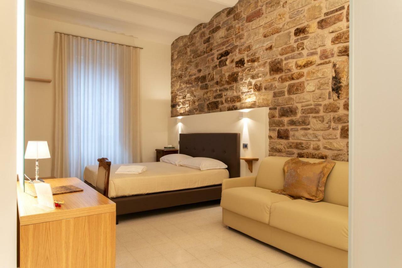 Bed and Breakfast Portica10 Asyż Zewnętrze zdjęcie